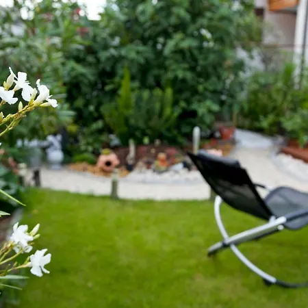 Kurrer Apartment *
