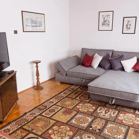 Apartment Kurrer *